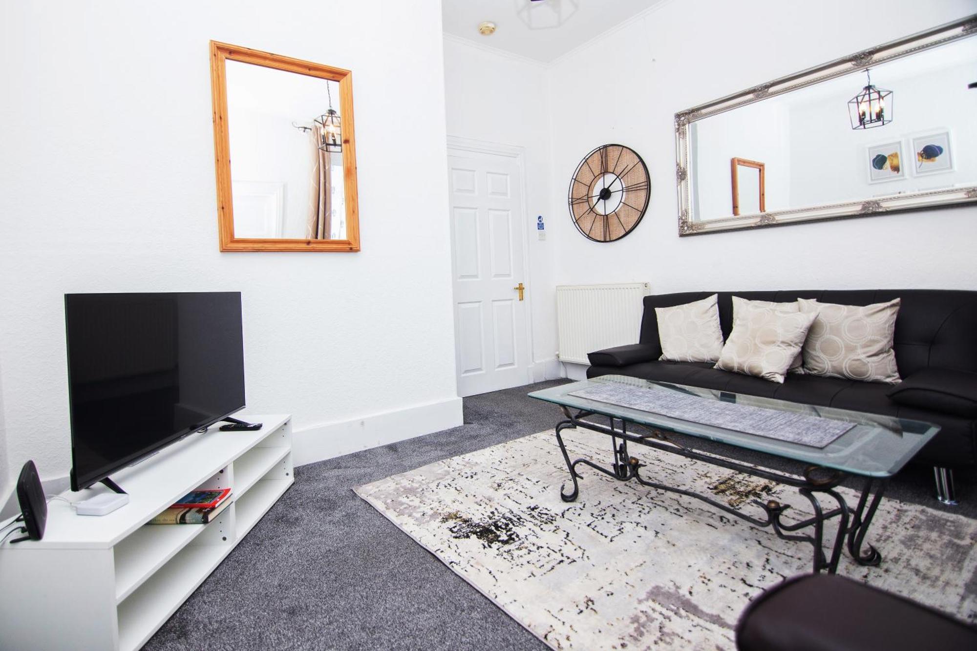 The Summit West End- Elegant Apartment With Free Parking In Prime Location أبردين المظهر الخارجي الصورة